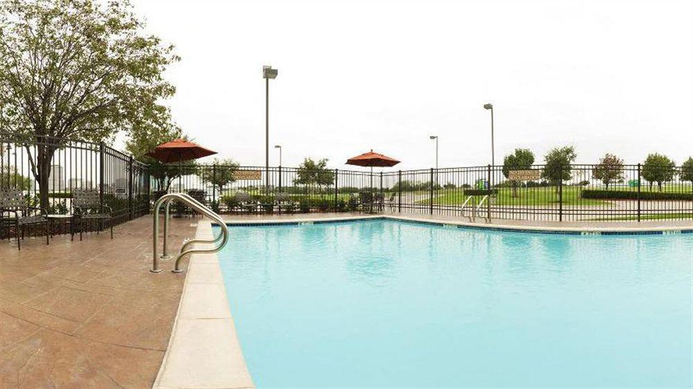 Holiday Inn Express & Suites Irving Conv Ctr - Las Colinas By Ihg Buitenkant foto