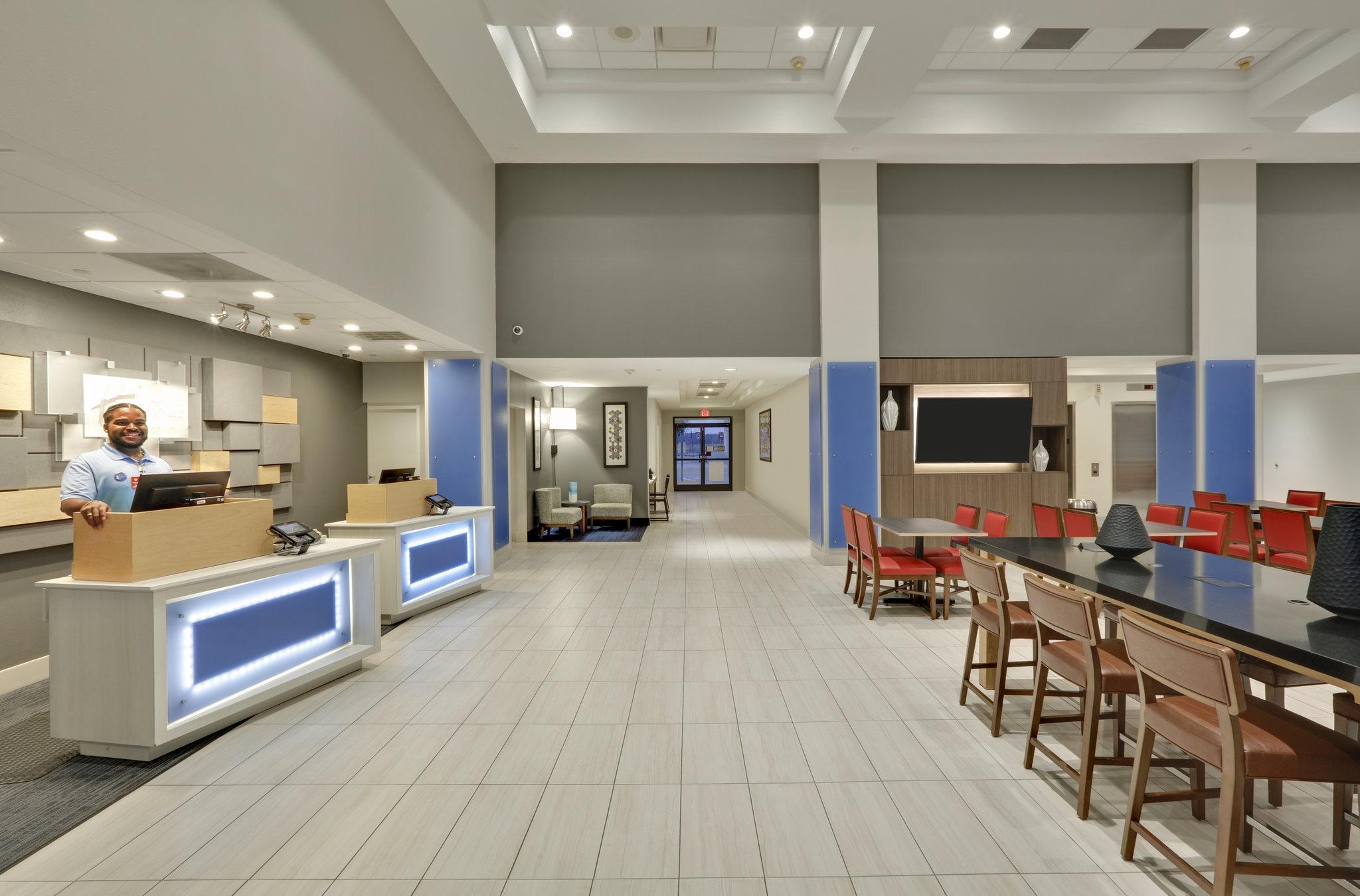 Holiday Inn Express & Suites Irving Conv Ctr - Las Colinas By Ihg Buitenkant foto