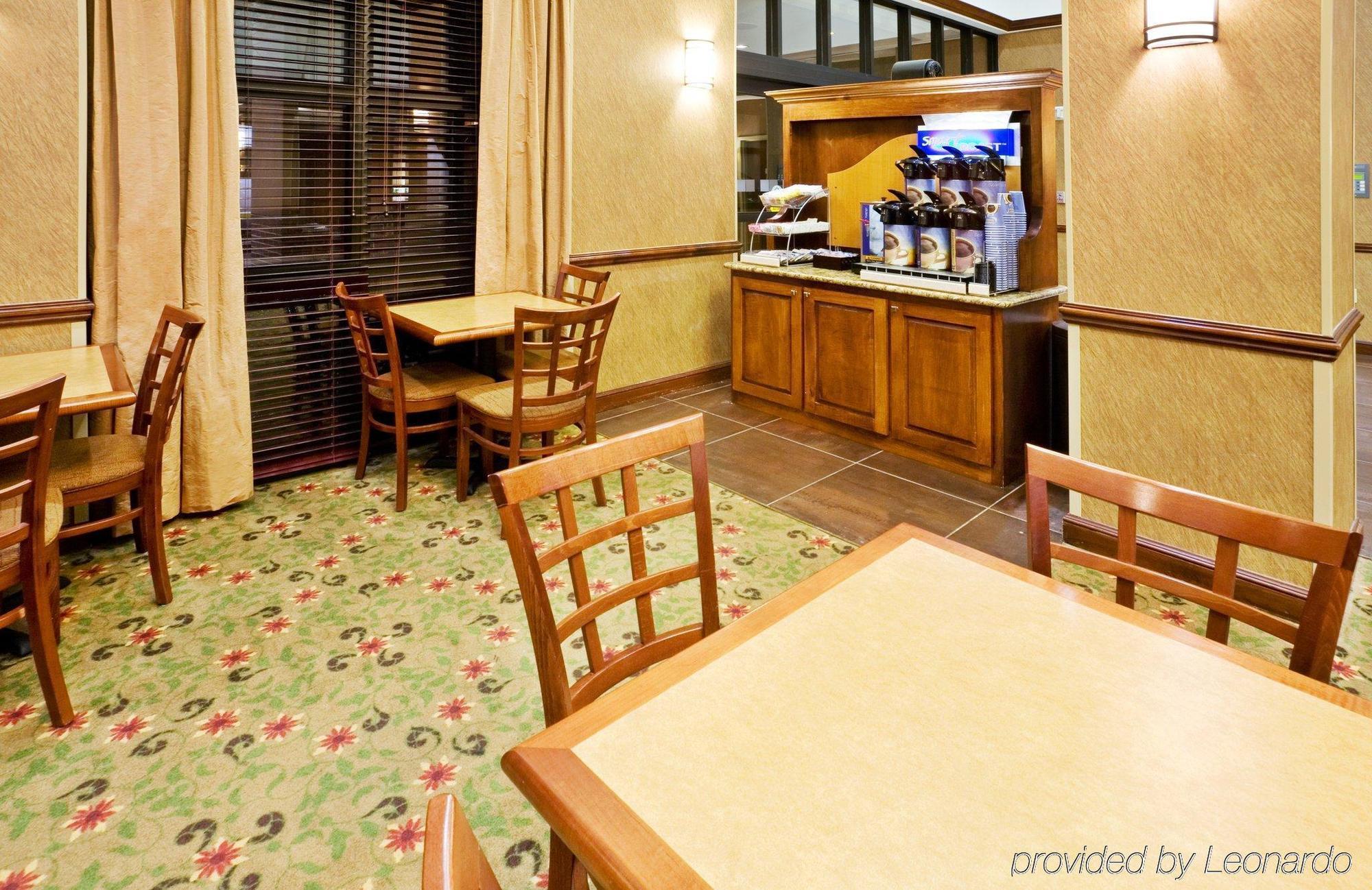 Holiday Inn Express & Suites Irving Conv Ctr - Las Colinas By Ihg Buitenkant foto