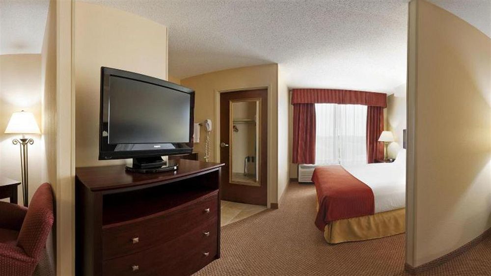 Holiday Inn Express & Suites Irving Conv Ctr - Las Colinas By Ihg Buitenkant foto